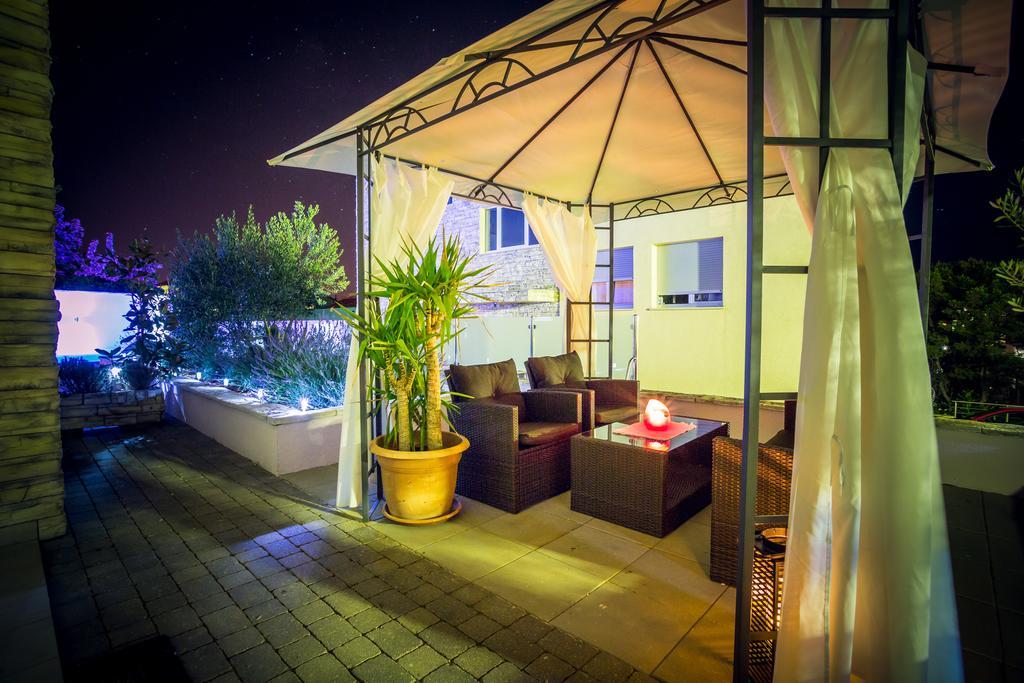 Apartment Falcon Старий Град Номер фото