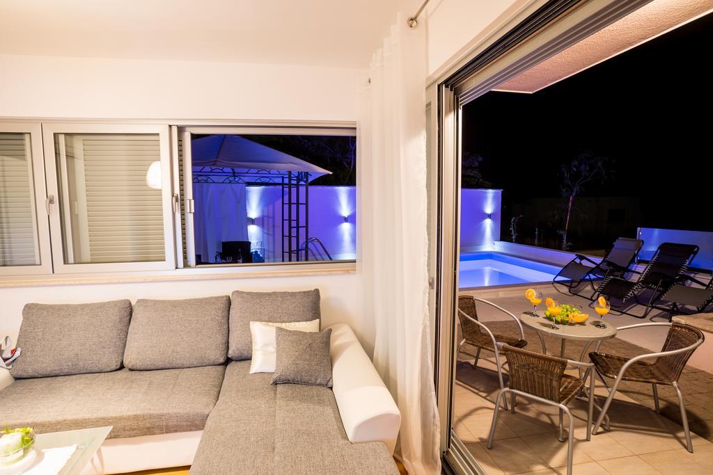 Apartment Falcon Старий Град Номер фото