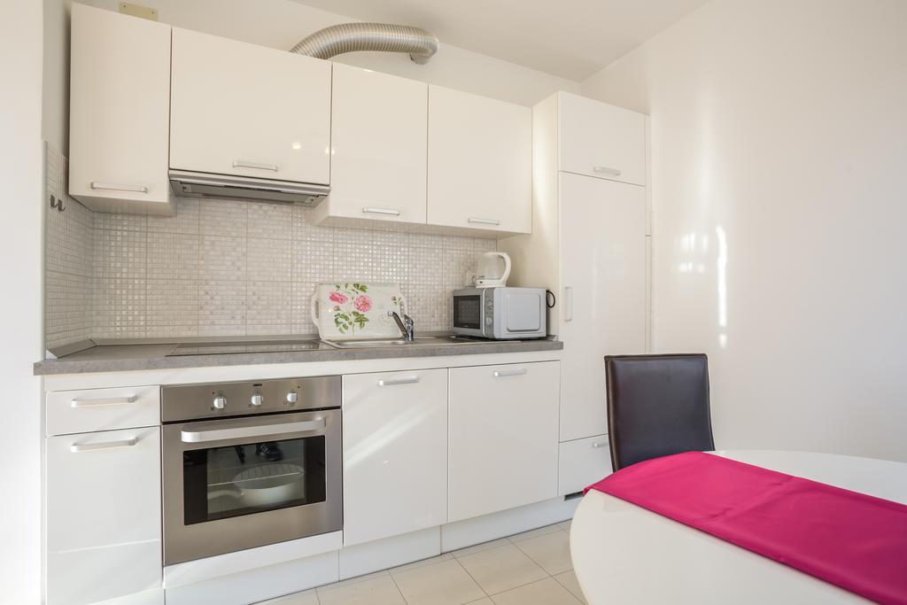 Apartment Falcon Старий Град Номер фото