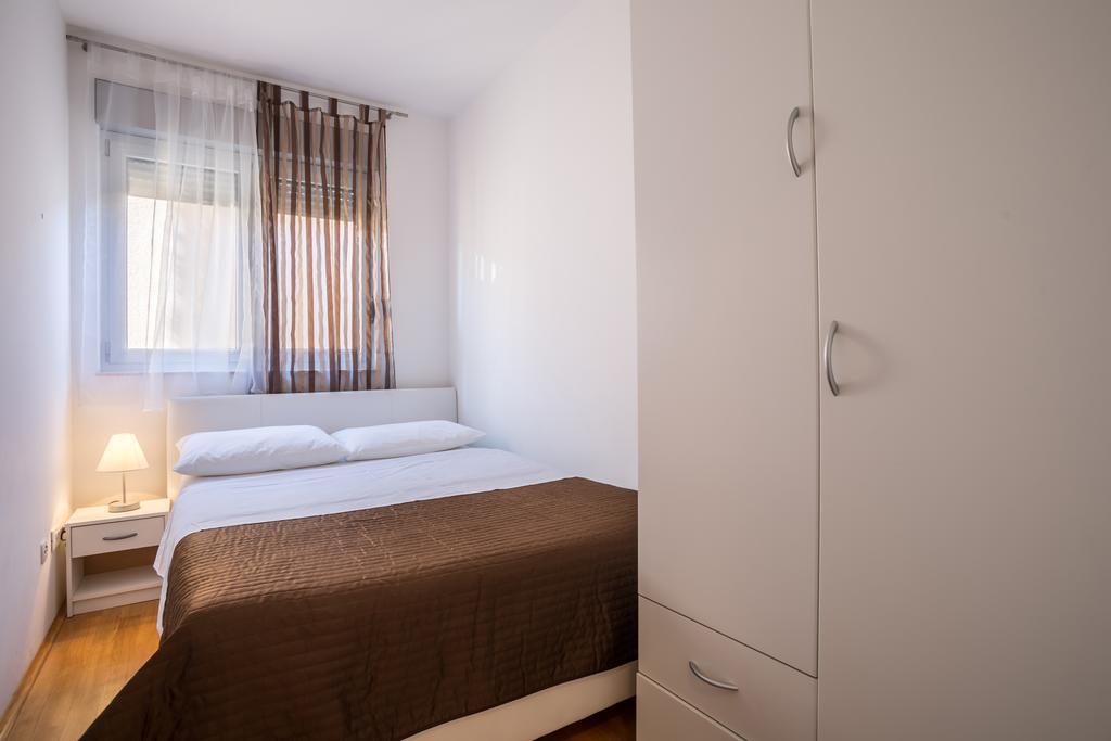 Apartment Falcon Старий Град Номер фото