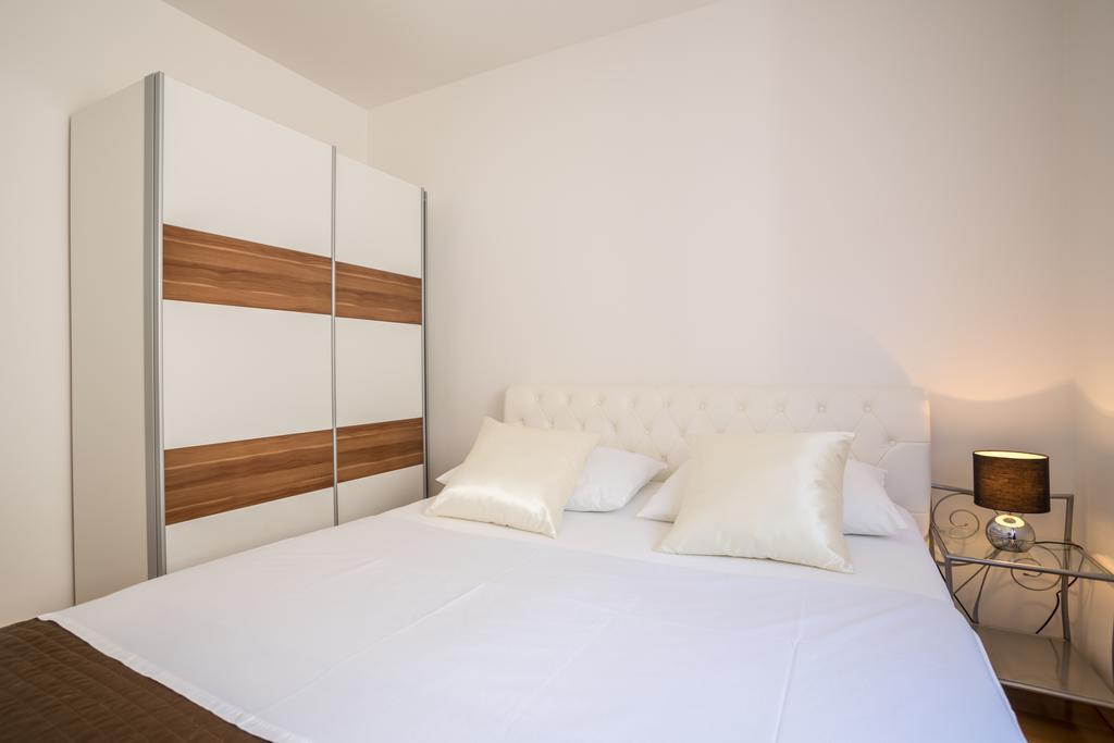 Apartment Falcon Старий Град Номер фото