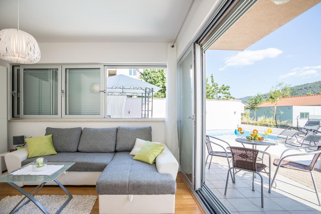 Apartment Falcon Старий Град Номер фото