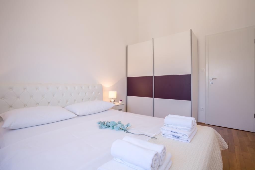 Apartment Falcon Старий Град Номер фото