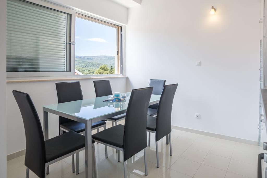 Apartment Falcon Старий Град Номер фото